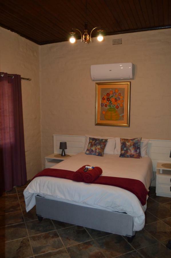 Esmarline Lodge Бритс Экстерьер фото